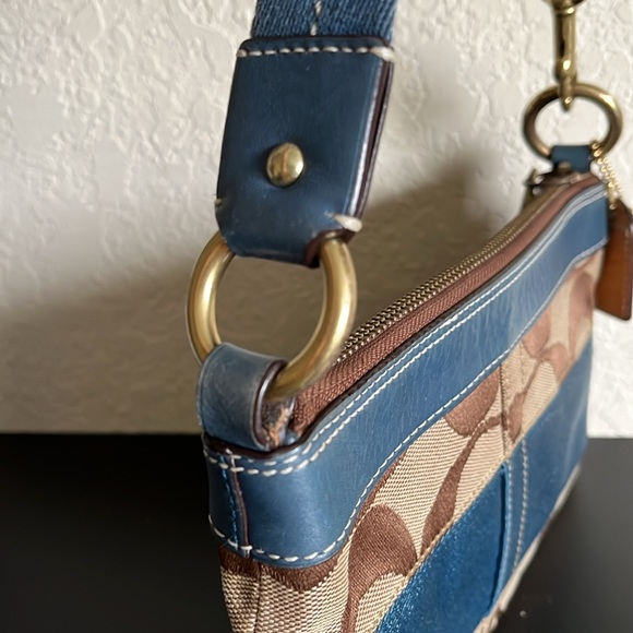 COACH #DO6W-10120 DEMI BAG - Picture 4 of 12